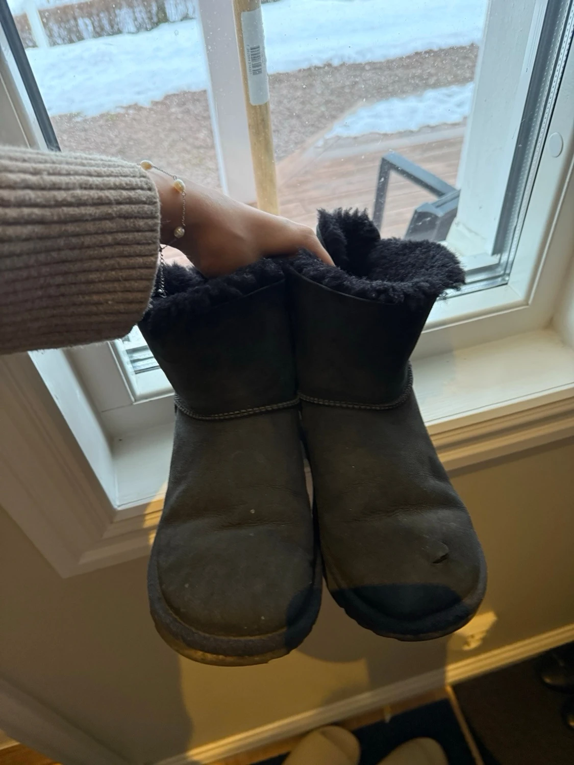 Svarta UGG boots med rosetter - 2