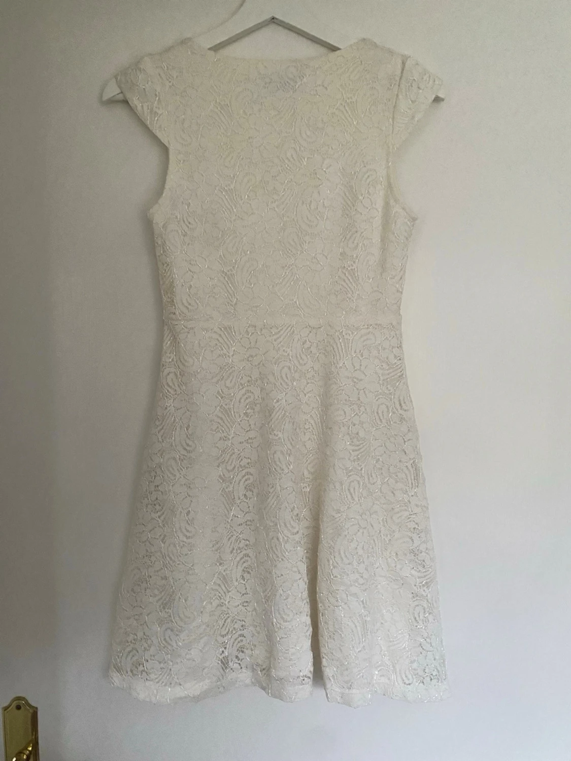 Vit spetsklänning från Chiara Forthi - 2