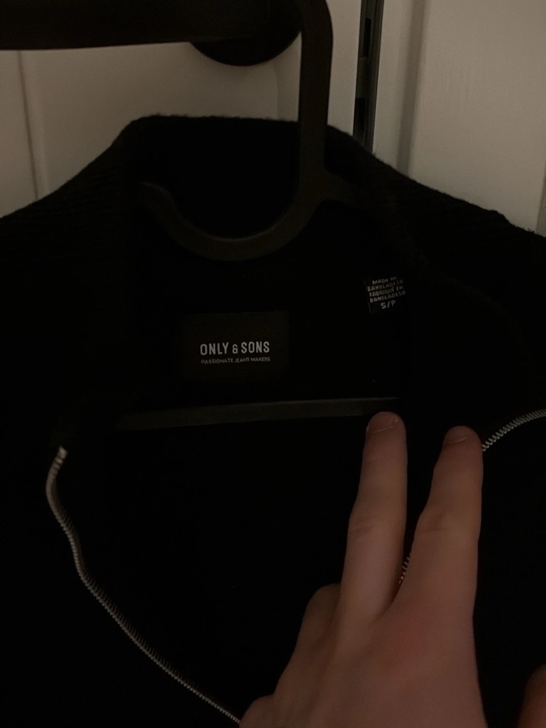 Svart stickad overshirt från Only & Sons