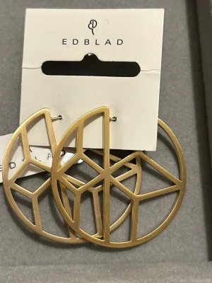 Edblad - örhängen - Aldrig använda