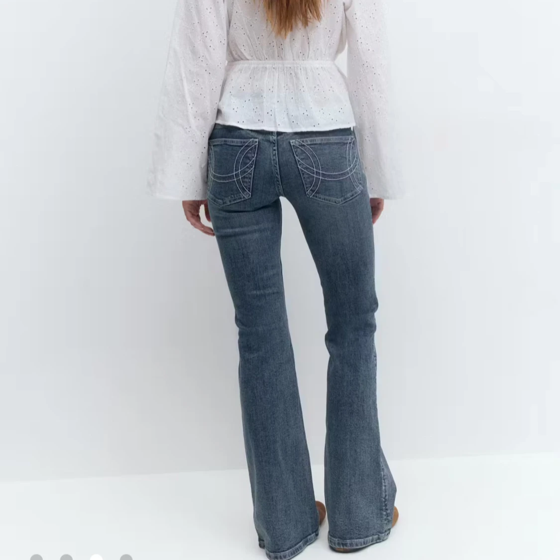Ultra low bootcut jeans - 1