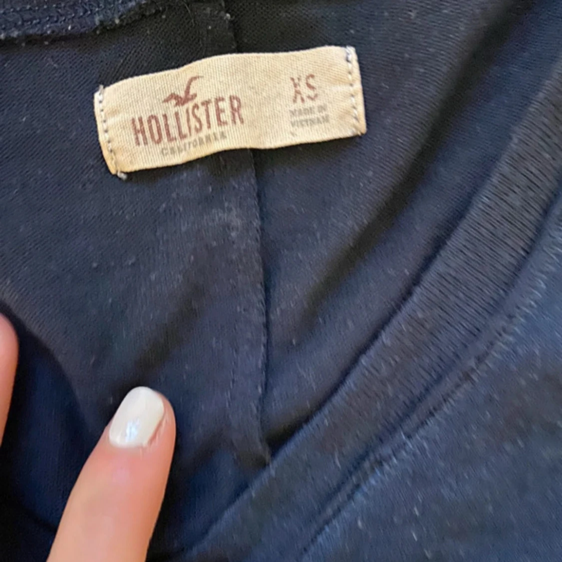 Mörkblå långärmad tröja Hollister  - 2