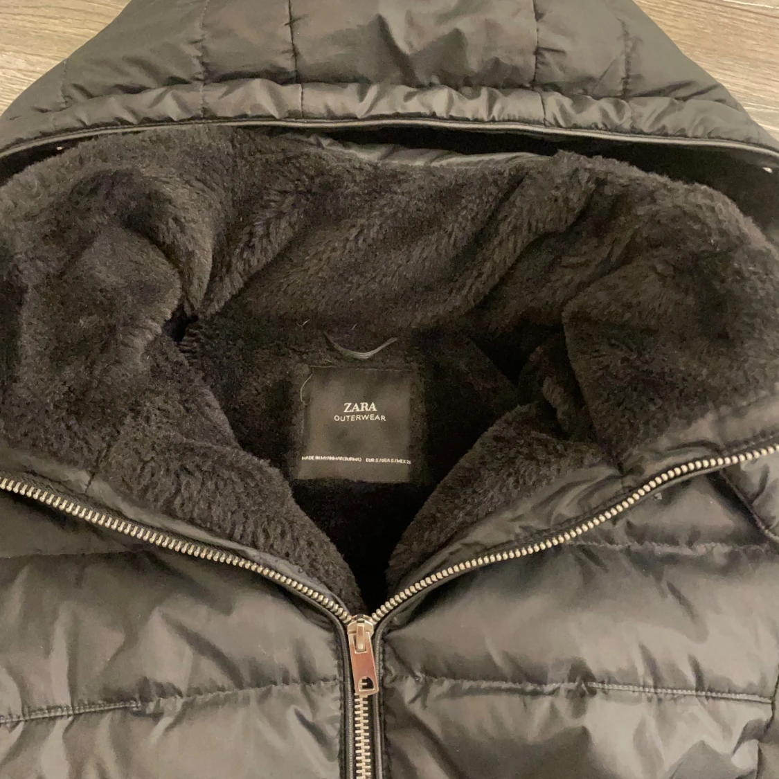 Svart pufferjacka från Zara - 3