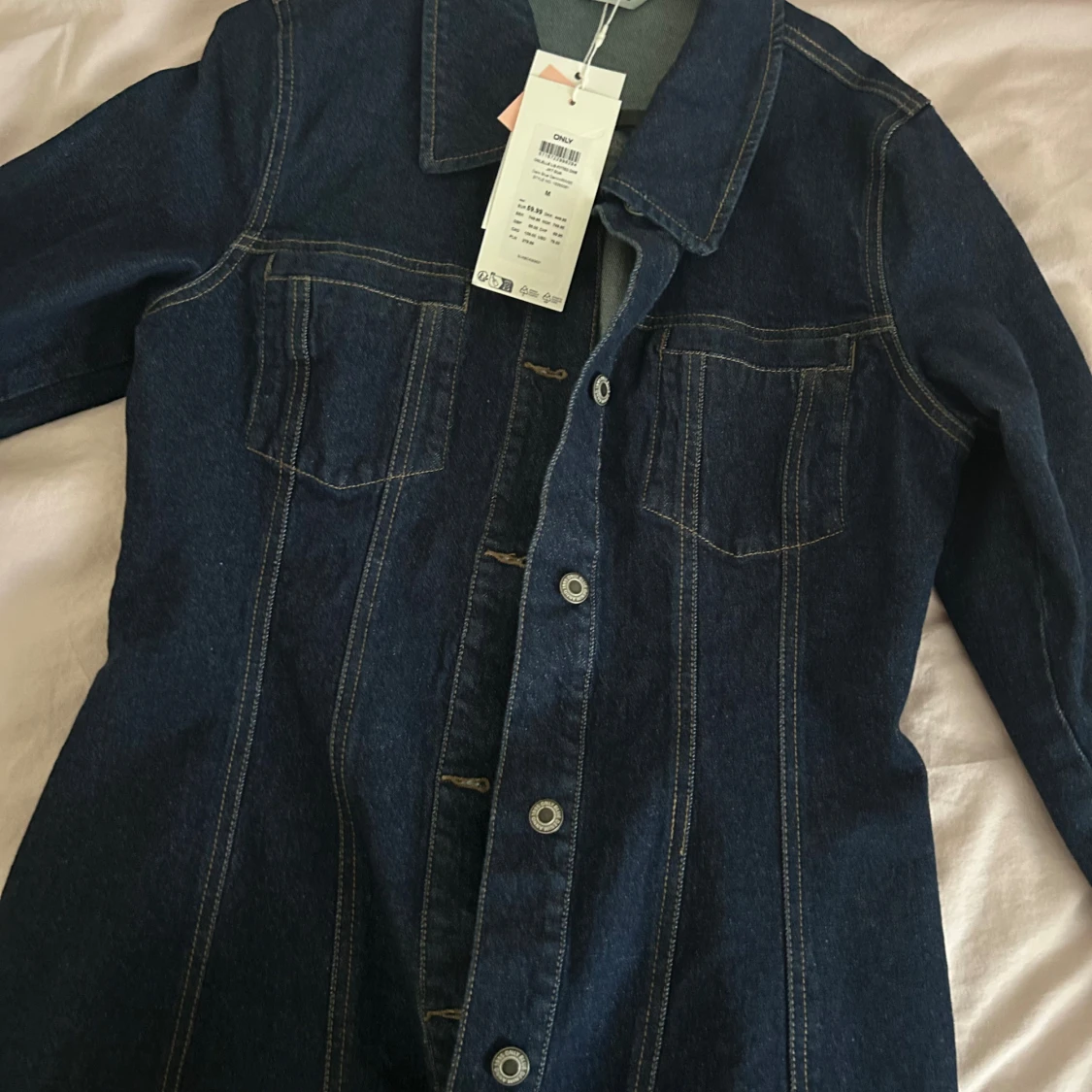 Mörkblå jeansjacka från ONLY