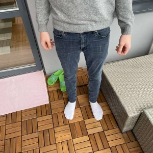 Tiger of sweden jeans - Blå jeans från tiger of sweden i storlek 32/30 men sitter mer som 30/30. Skinny/slim fit. Inga deffekter eller slitningar. Hör av dig vid frågor!