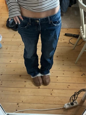 Low waist straight jeans - Super coola low waist straight jeans!