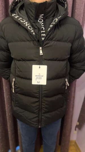 Moncler  - ny . Size M-L