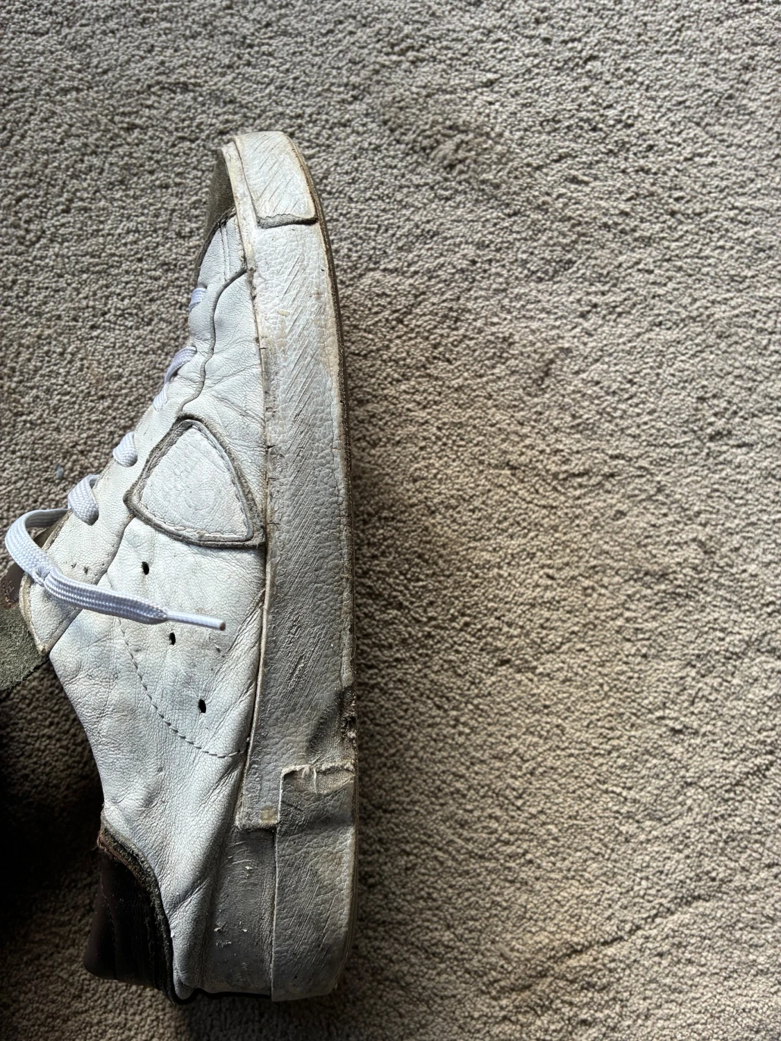 Philippe Model vita sneakers i skinn