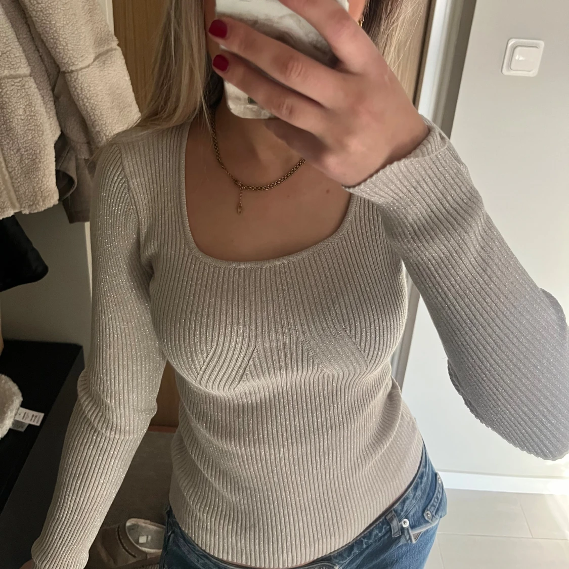 Glittrig långärmad tight topp - 1