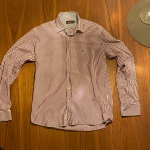 Morris skjorta - Morris skjorta | storlek S | toppskick | Blå | frågor svaras i pm |