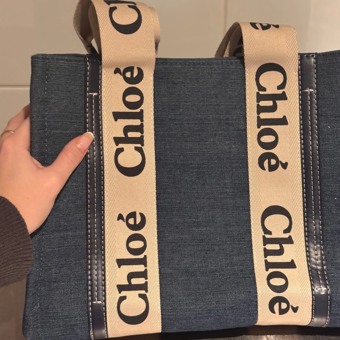 Chloé blå handväska med logoband - 1