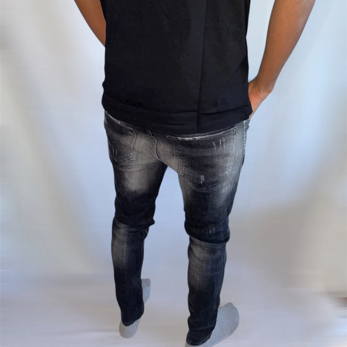 Dsquared jeans strl 46 svart - 1