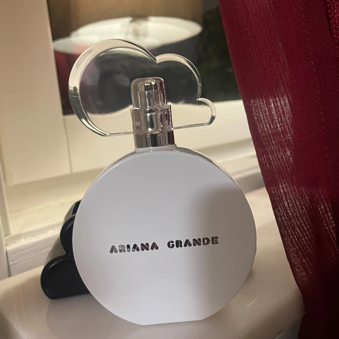 Ariana Grande Cloud 2.0  - 2