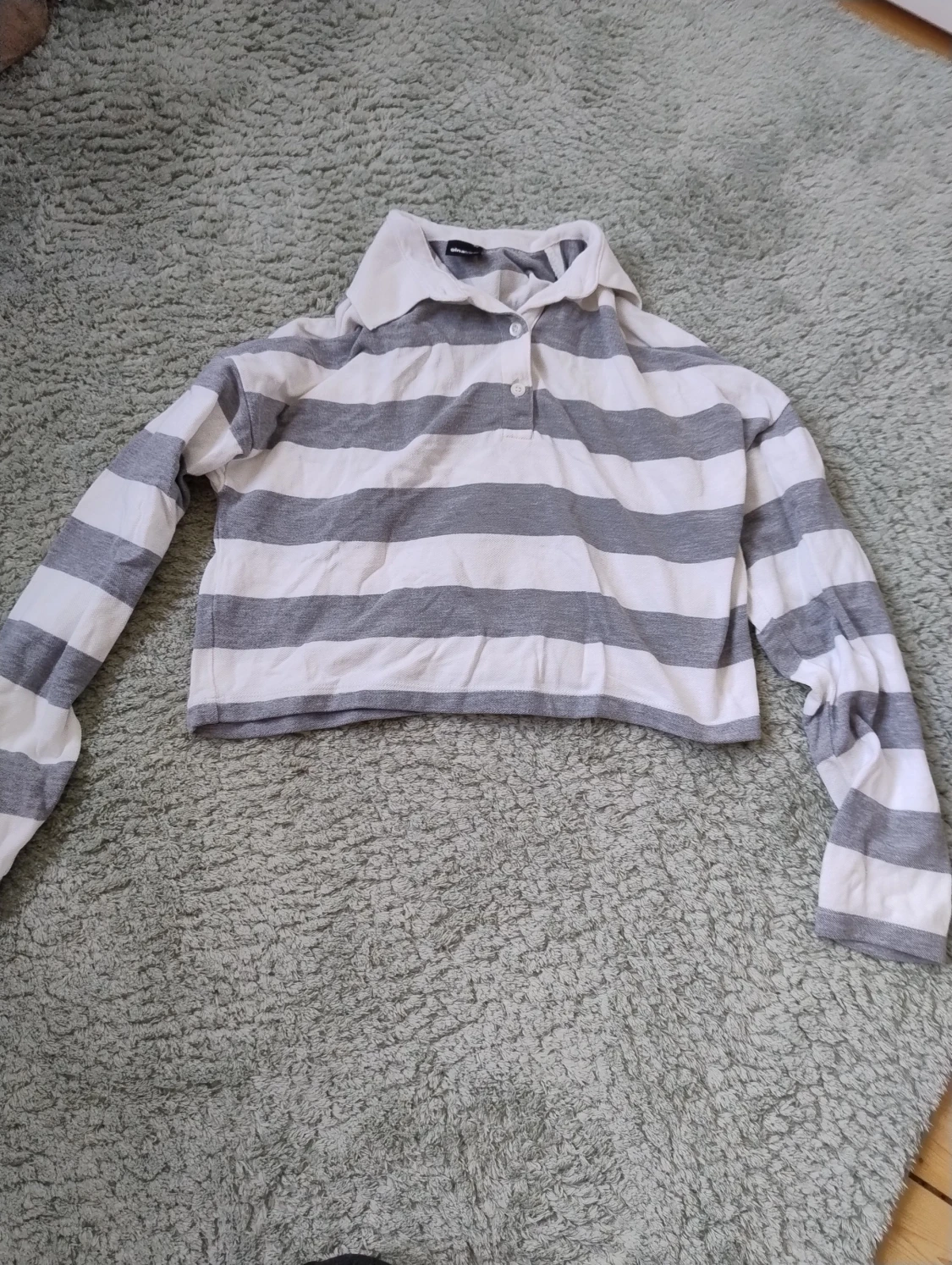 Randig croppad pikétröja Gina Tricot