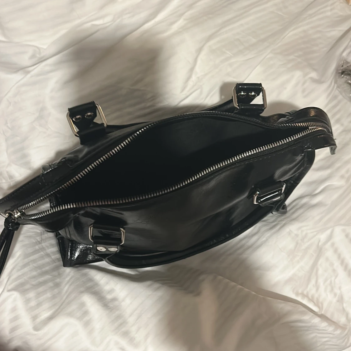 Svart handväska - 2