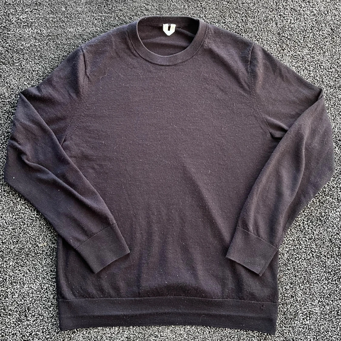 ARKET Stickad tröja