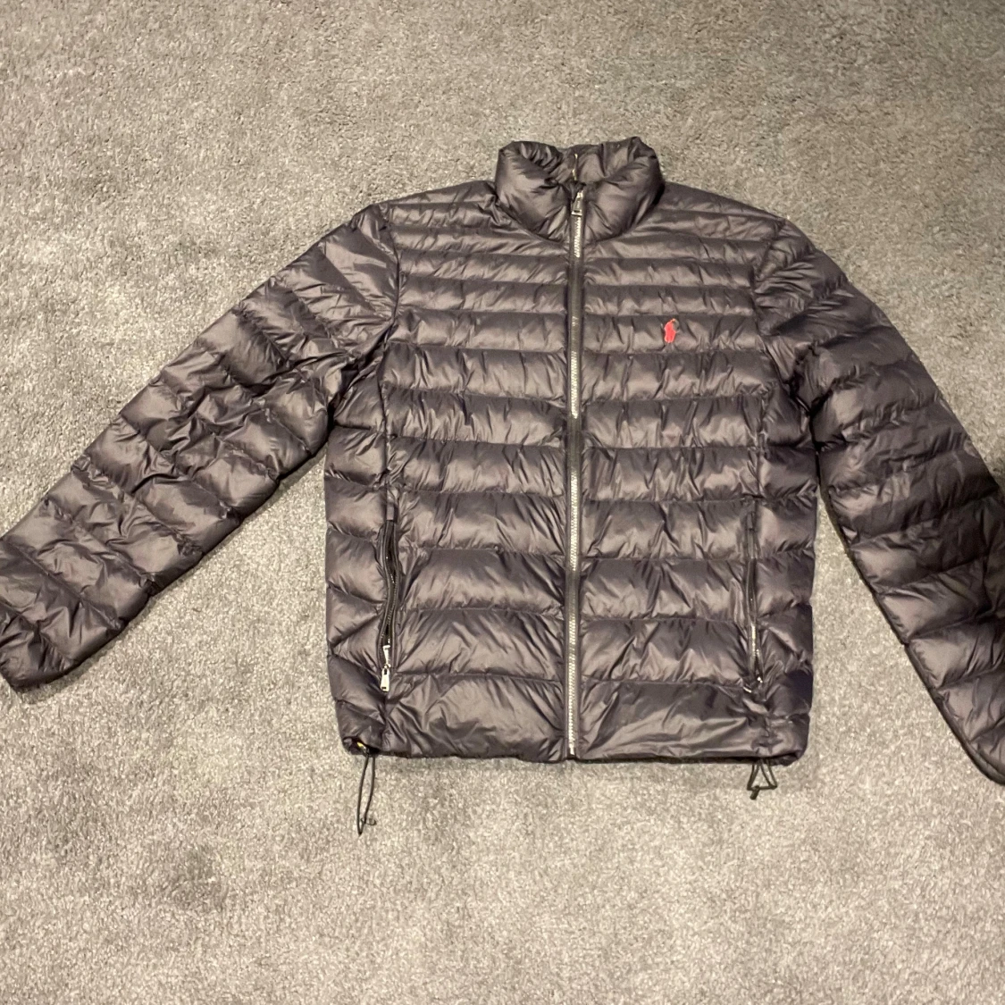 Svart dunjacka från Ralph Lauren