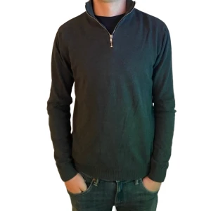 Jack & Jones half zip tröja grå S - Snygg mörkgrå half zip tröja. Riktigt nice slim fit passform för dig som gillar en stilren känsla! Den mörkgråa färgen gör den enkel att matcha i många outfits! Märke: Jack & Jones