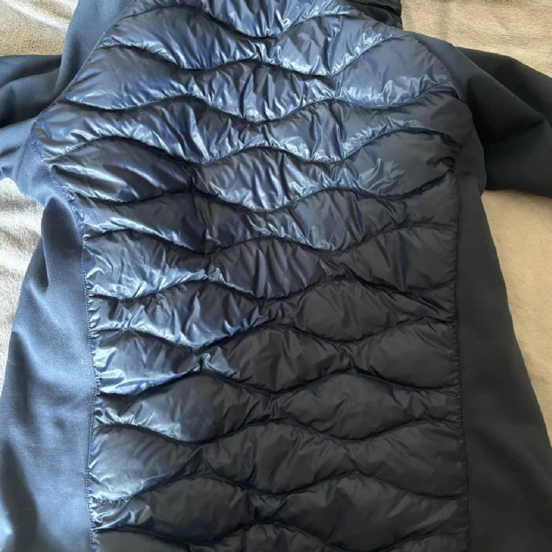 Peak performance hybrid jacka - 3