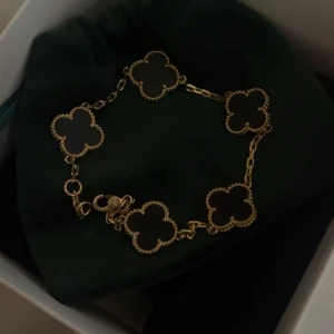 Armband - Skriv för frågor 