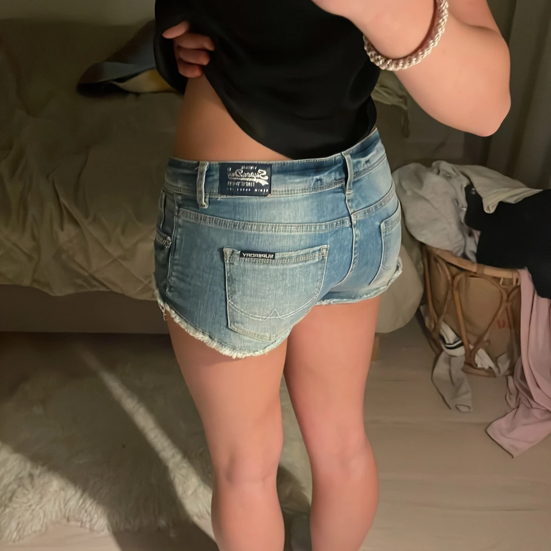 Lågmidjade jeansshorts  - 1