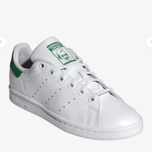 STAN SMITH J  - Super fina, använd en gång🩷