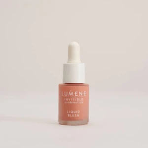 Lumene Liquid Blush persikoton - Säljer min lumene liquid blush då jag inte använder den mer, den är lite mer än halva kvar och har samma färg som den på bilden, om priset är för högt så kom med prisförslag 