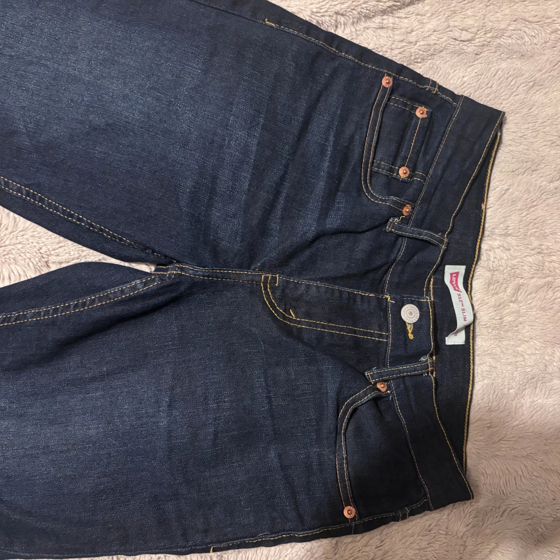 Levi's 527 mörkblå jeans