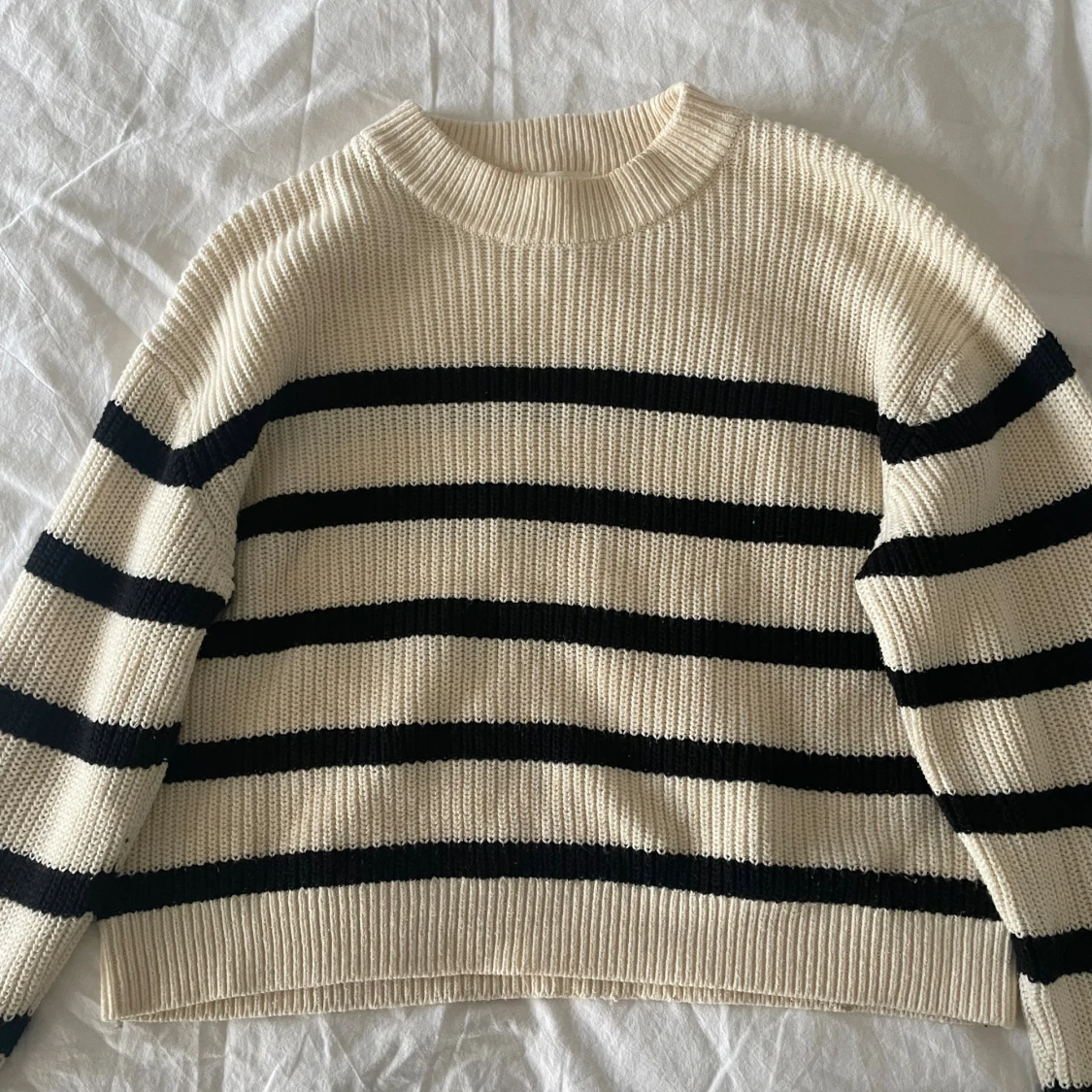 Randig stickad tröja från H&M XS - 1