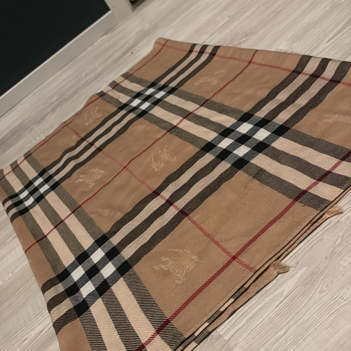 Burberry rutig halsduk i kashmir