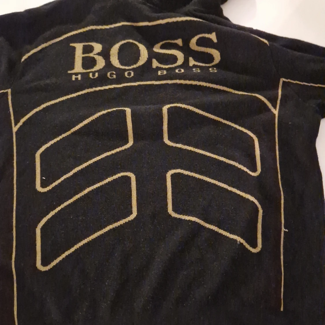 Svart half zip tröja från Hugo Boss