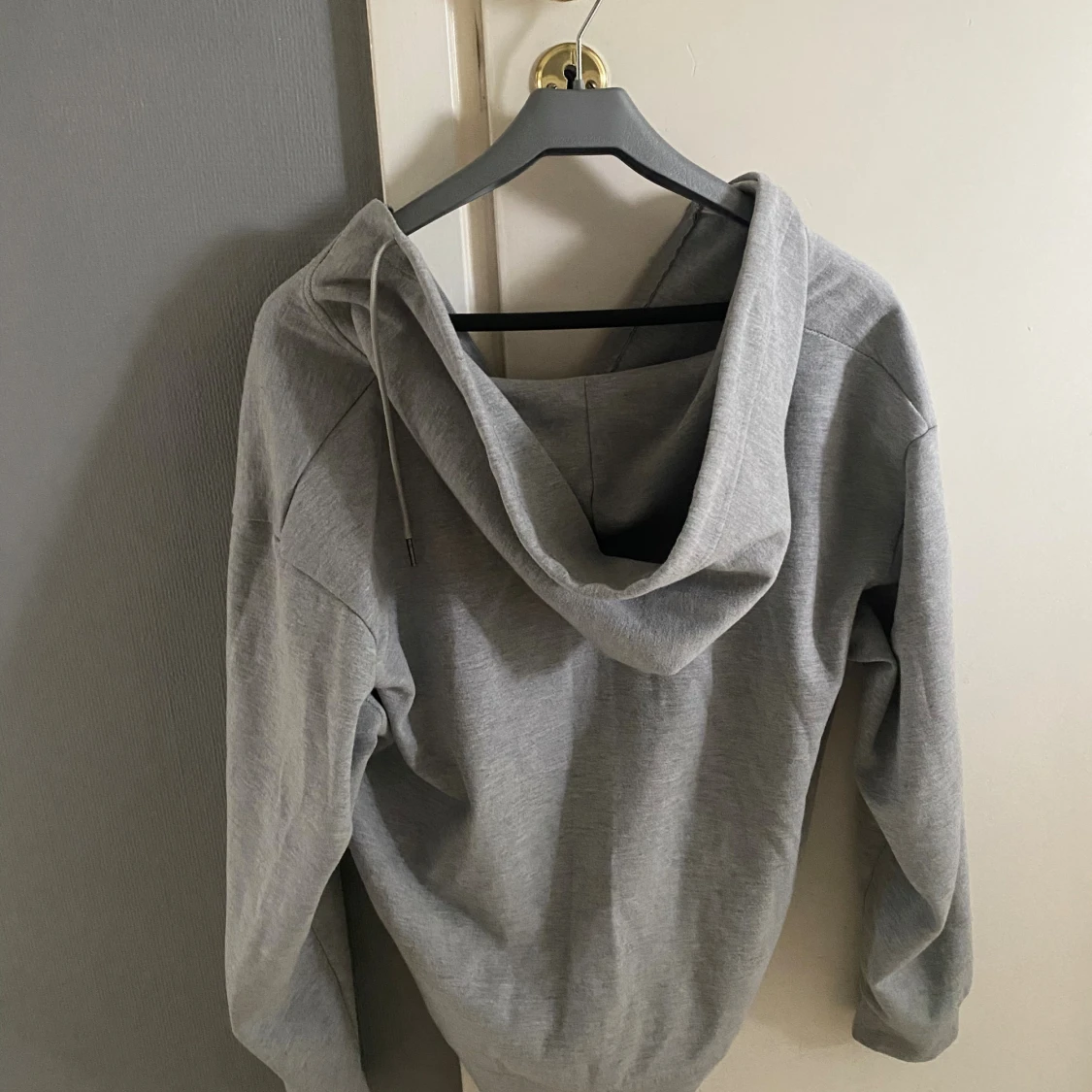 Grå hoodie från Polo Ralph Lauren - 1