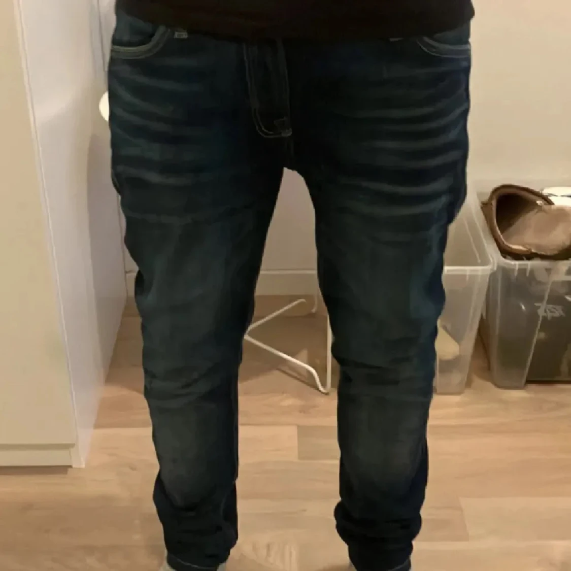 Mörkblå jeans från Jack & Jones - 1