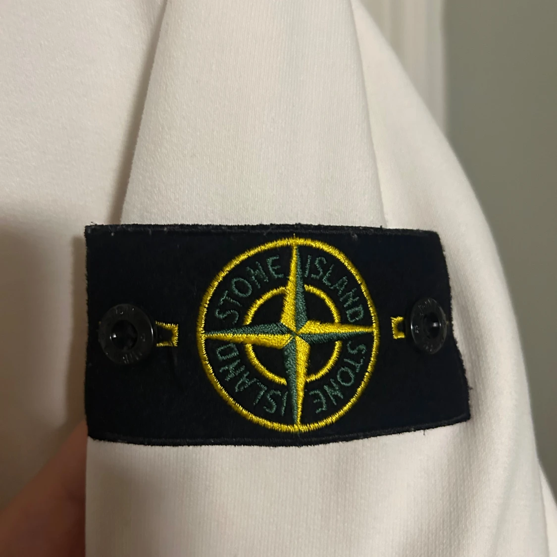 Vit hoodie från Stone Island M - Stone Island Compass Patch Drawstring Hoodie vit - 3