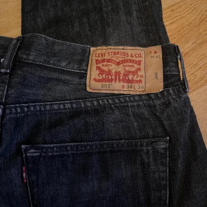 Levi's 501 jeans - Säljer ett par levis 501 jeans i storlek W34 L34. Kom gärna med frågor!