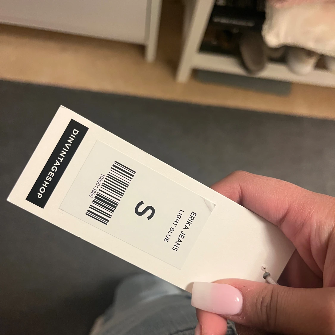 Lågmidjade jeans med rosa fickor  - 2