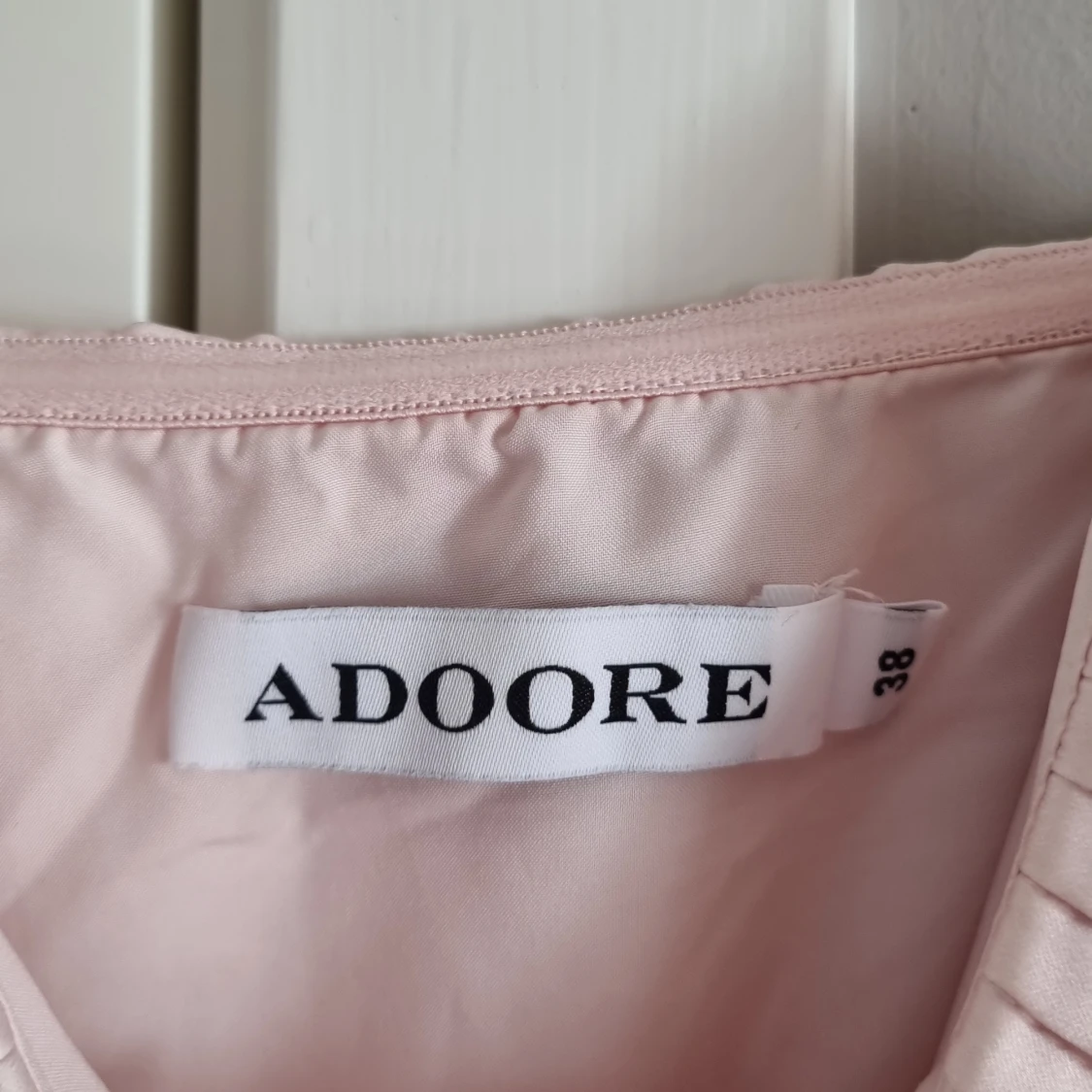 Ljusrosa långklänning från Adoore - 2