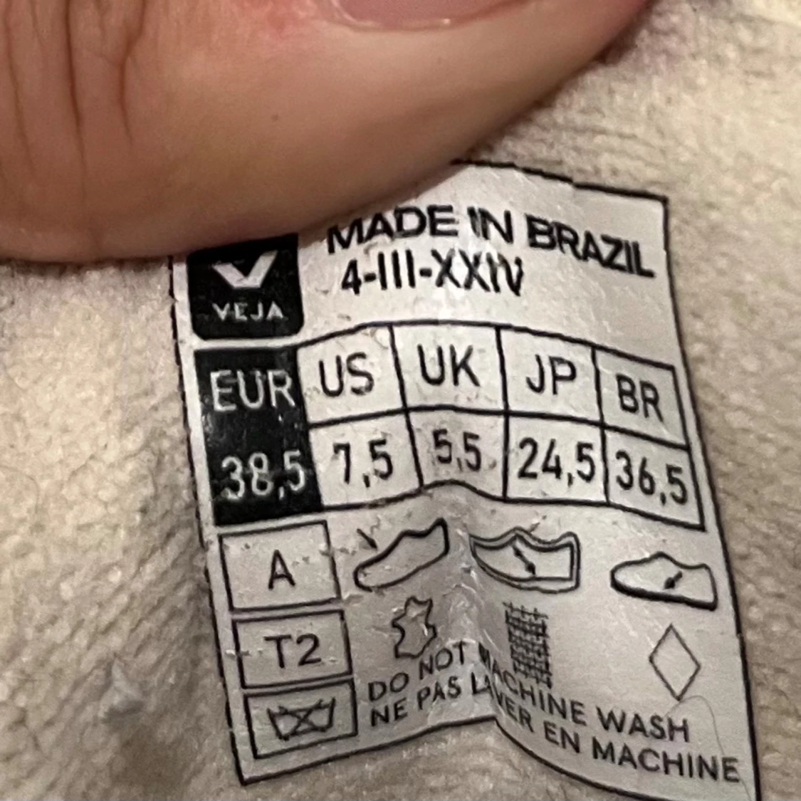 VEJA Skor - 3