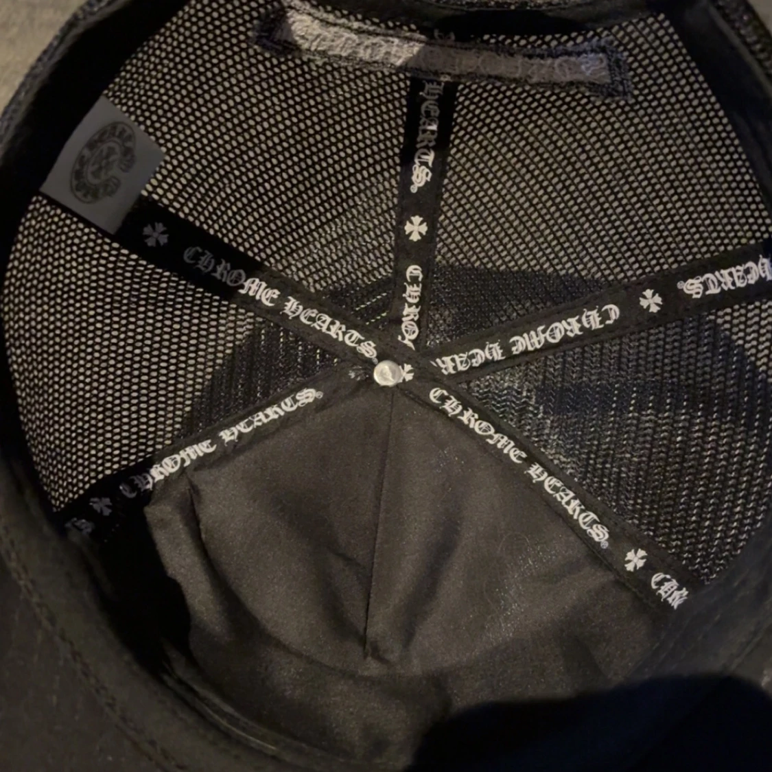 Svart Chrome Hearts keps med mesh - 4