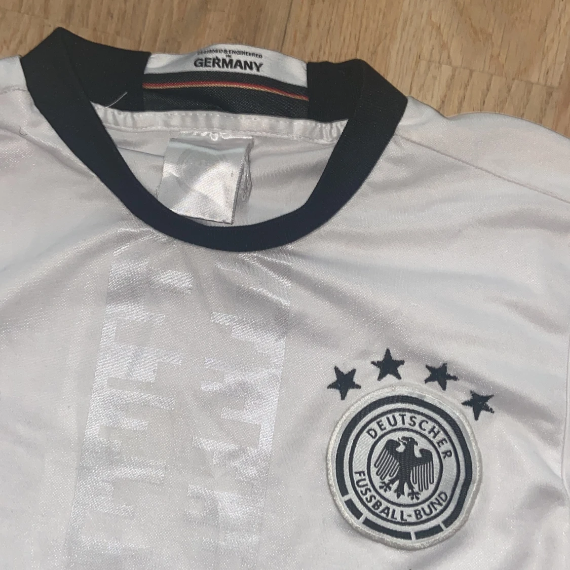 Tysklands vit fotbollströja - 1