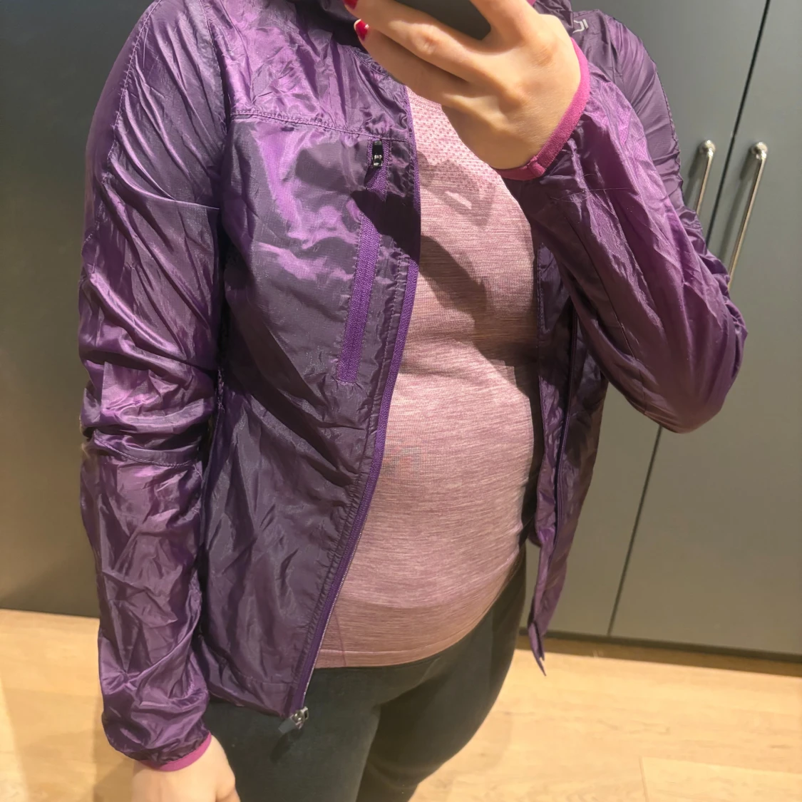Lila vindjacka från ICANIWILL - 3