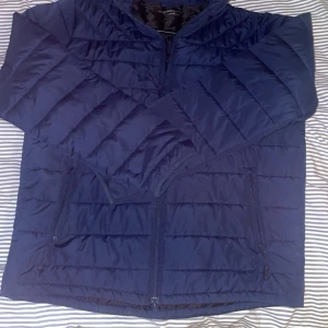 Herr jacka - En perfekt jacka för hösten, och tidig vinter. Från high mountain