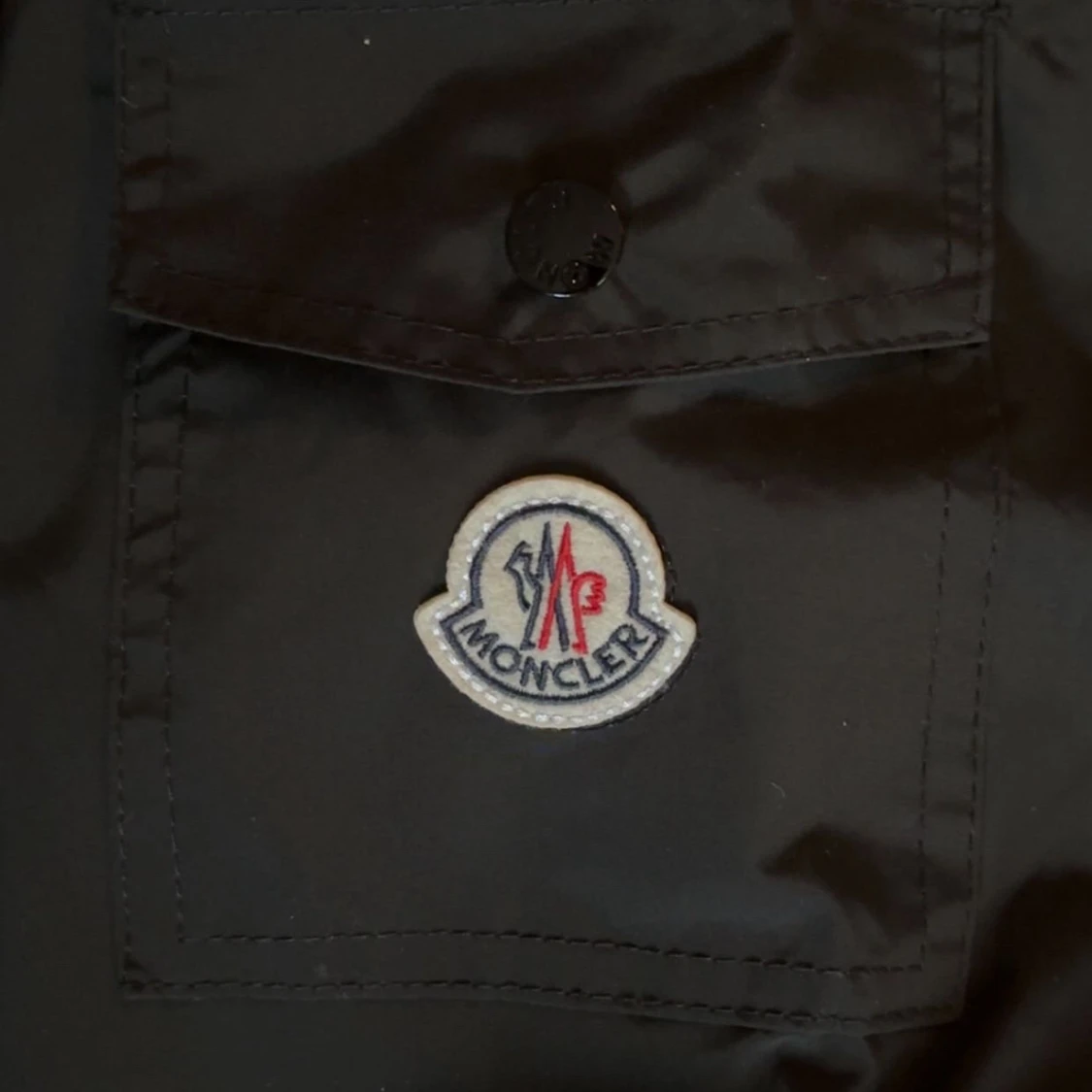 Svart vindjacka från Moncler - 1