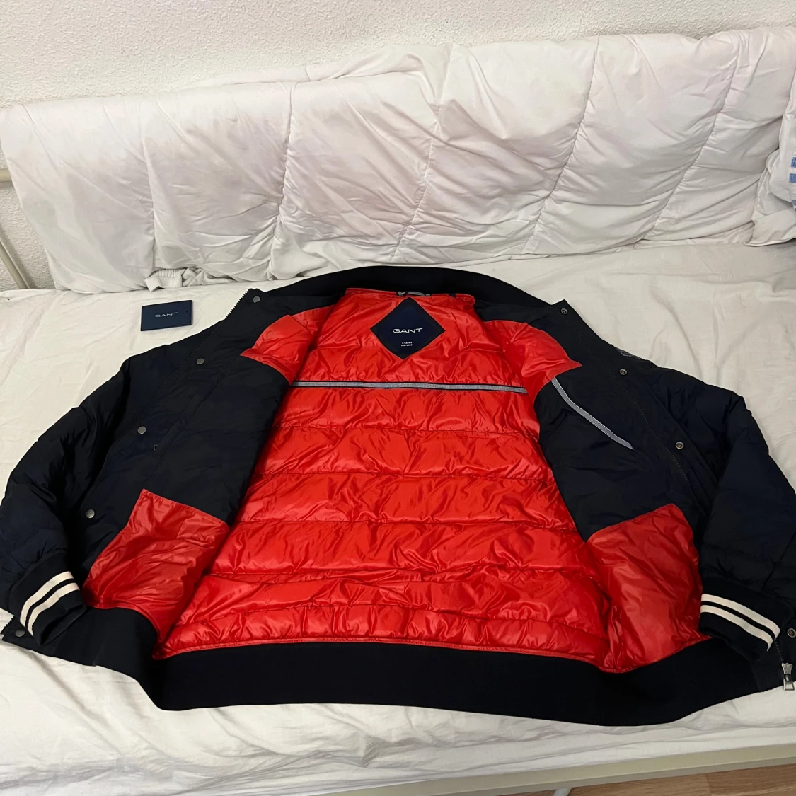 Svart pufferjacka från GANT XL - 1