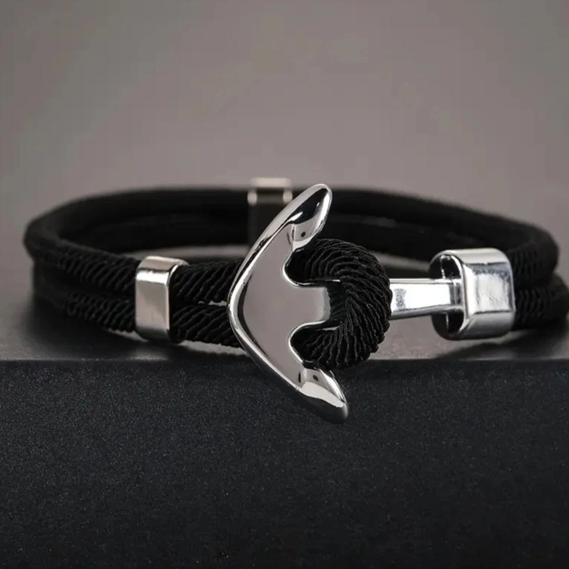 Armband med ankare i silverfärg - 1