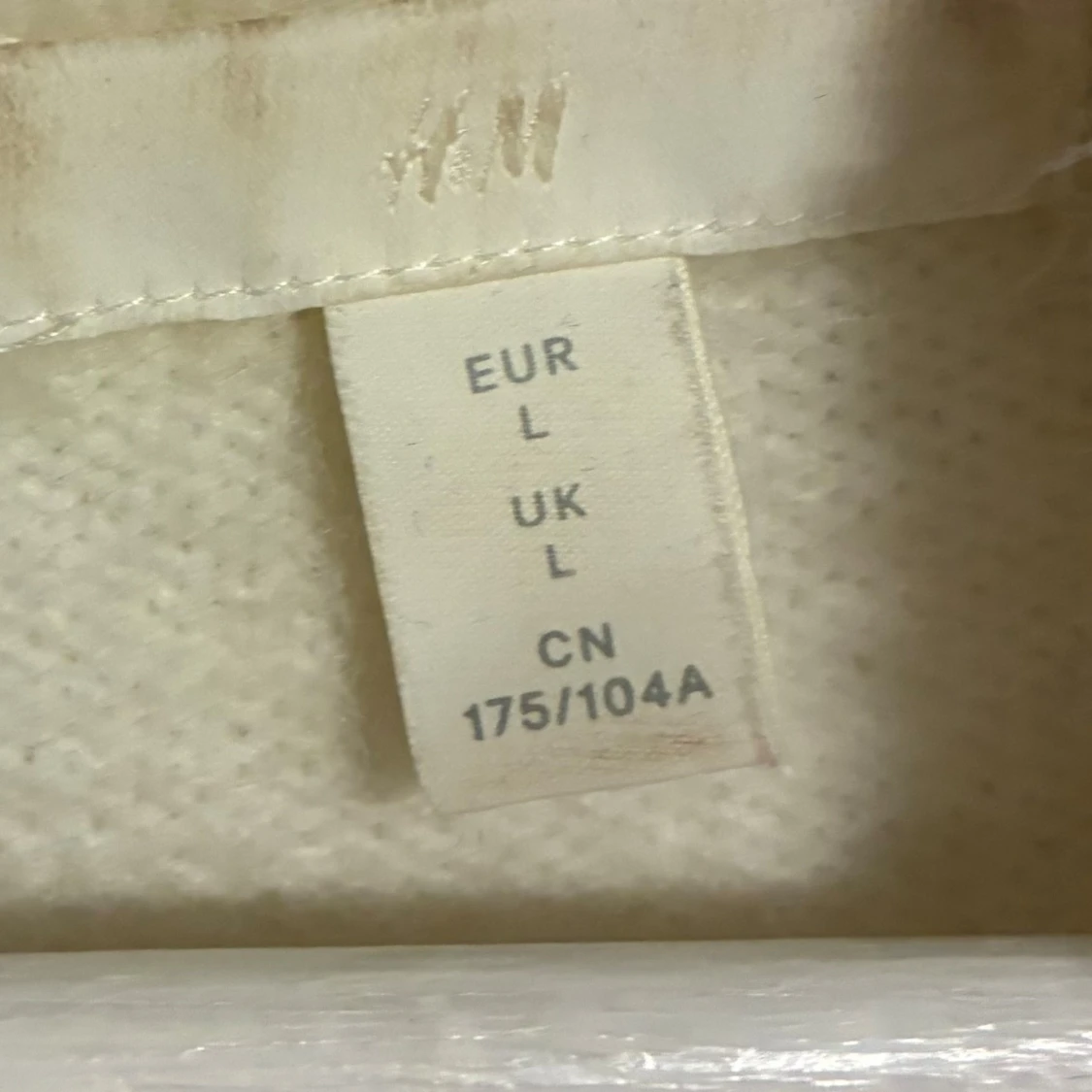 Vit fluffig stickad tröja H&M L - 3