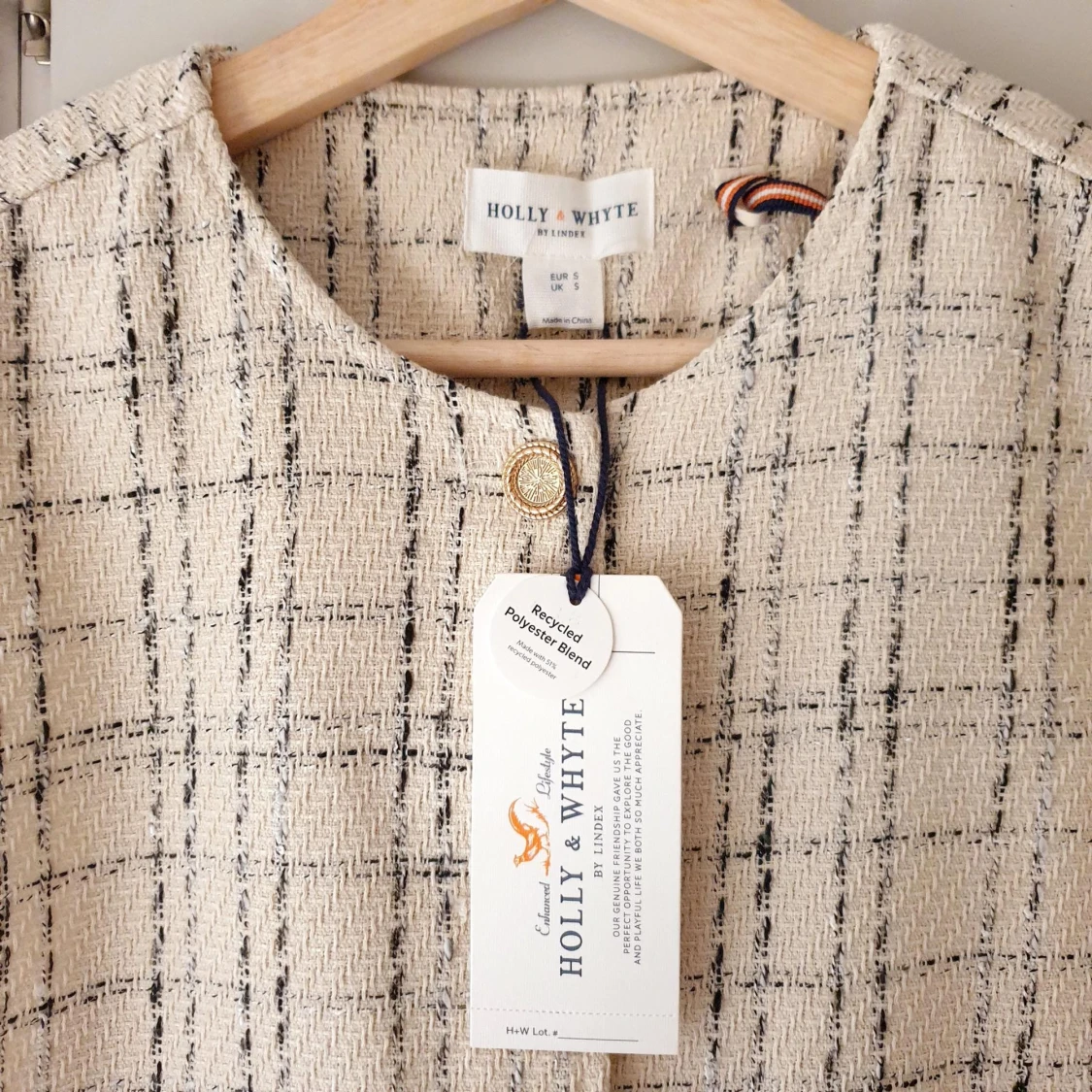 Lindex tweed väst med guldknappar - 3