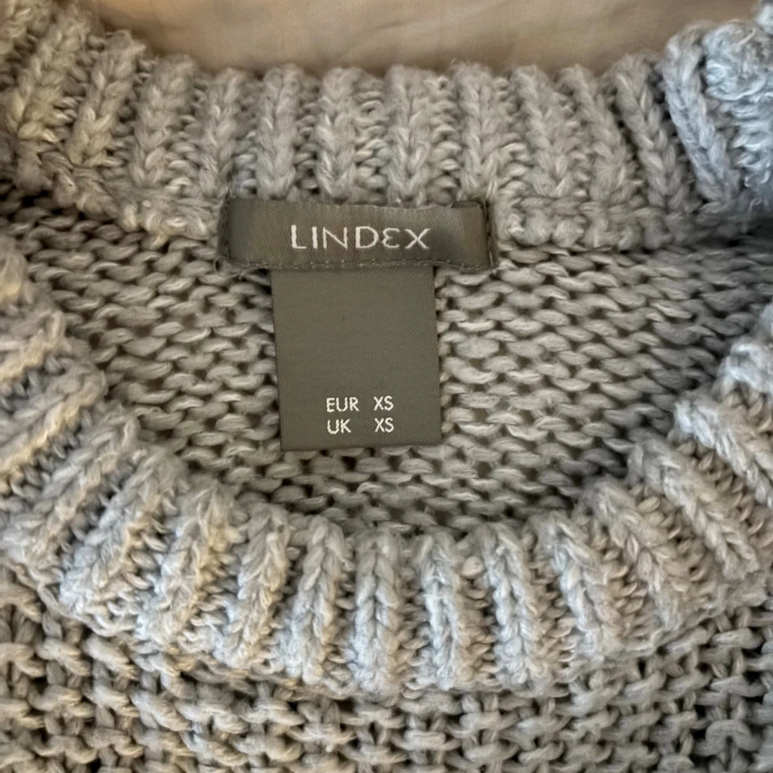 Grå stickad tröja från Lindex XS - 2