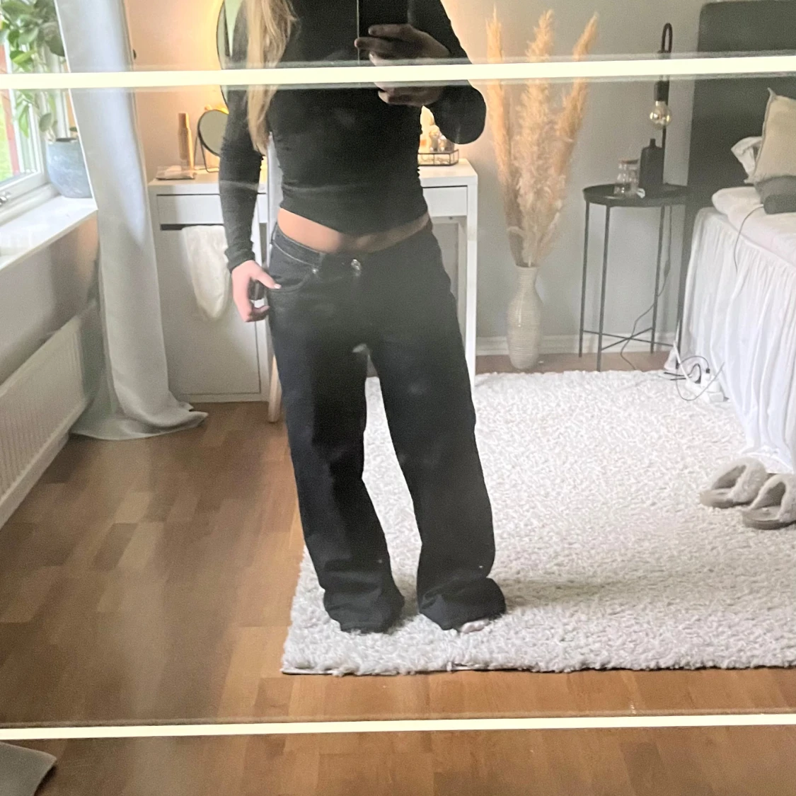 mörkblå jeans - 1