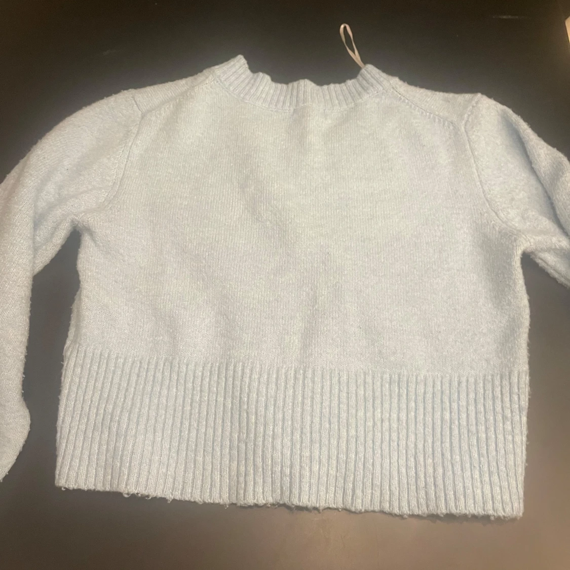 Ljusblå croppad stickad tröja - 1